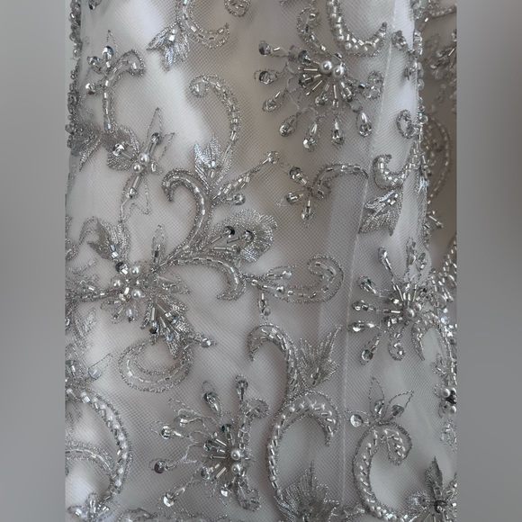Wedding Dress - Brand New with Tags - Picture 6 of 8